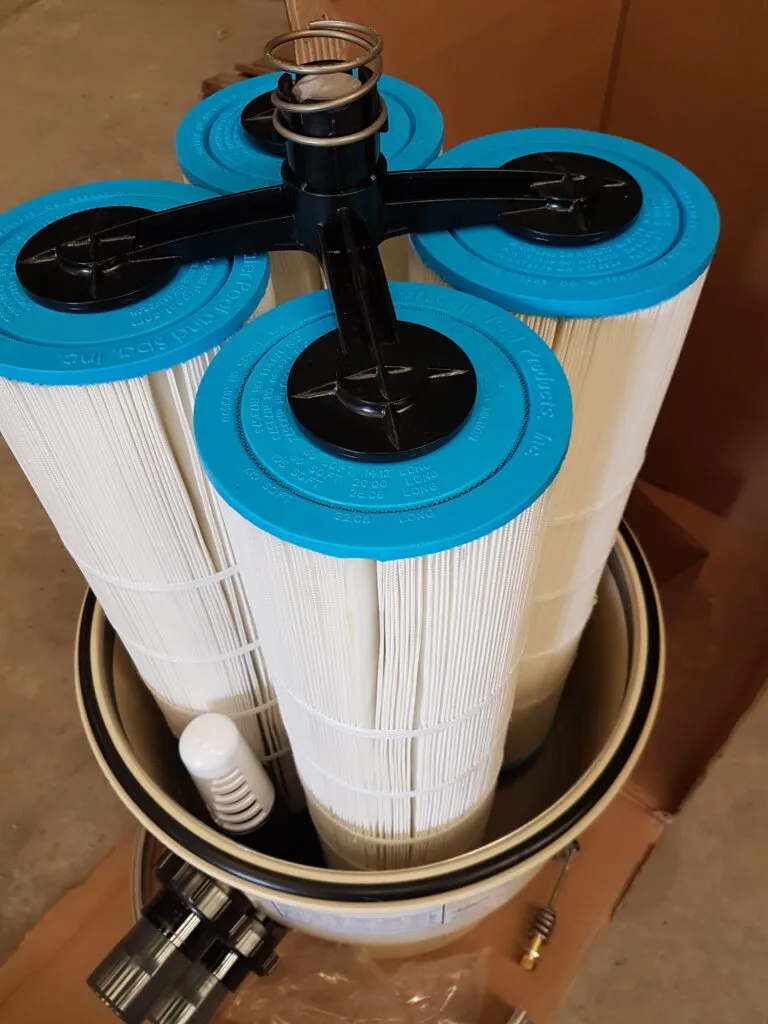 Filtre à cartouche pour piscine à faible consommation d’eau